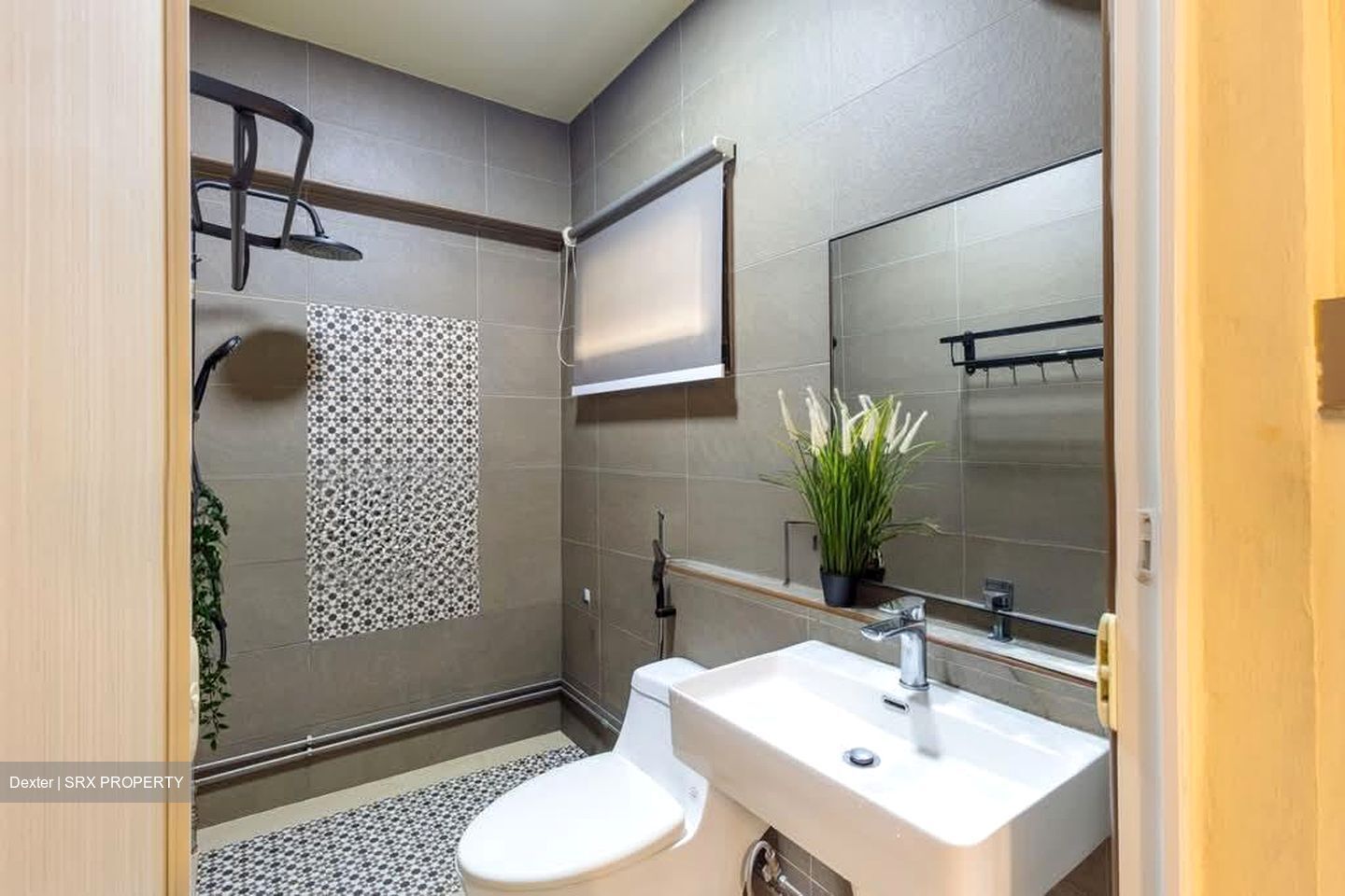 Blk 578 Hougang Avenue 4 (Hougang), HDB Executive #571872461